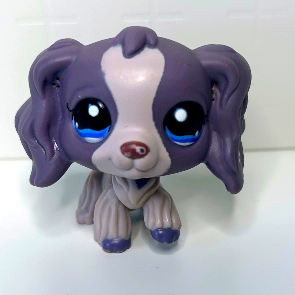 Littlest Pet Shop LPS Cocker Spaniel Purple & Cream Puppy Figure